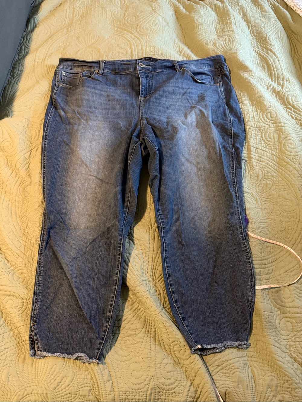 torrid Distressed Ankle Crop Jeans in Blue Wash